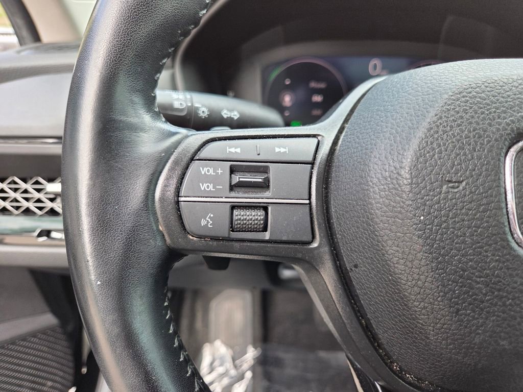 Used 2024 Honda Accord EX-L image 27
