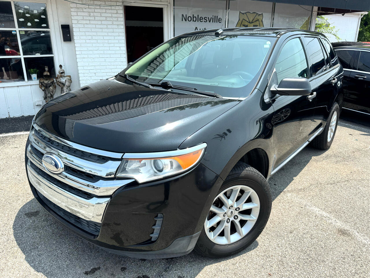 Used 2014 Ford Edge SE image 2