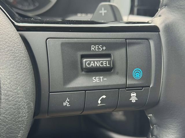 Used 2023 Nissan Pathfinder SL image 30