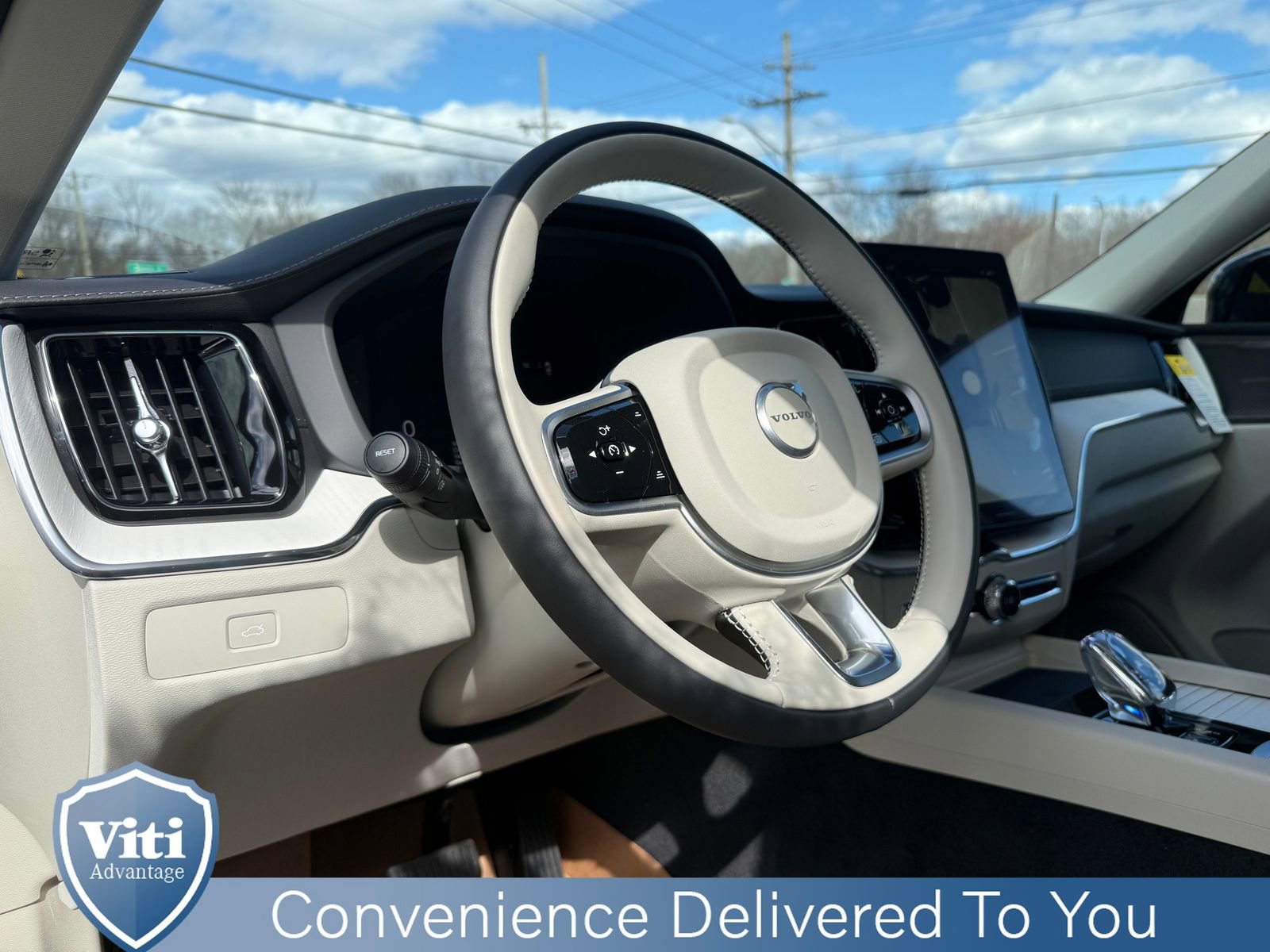 New 2026 Volvo XC60 B5 Ultra w/ Protection Package Premier AWD/4WD image 12