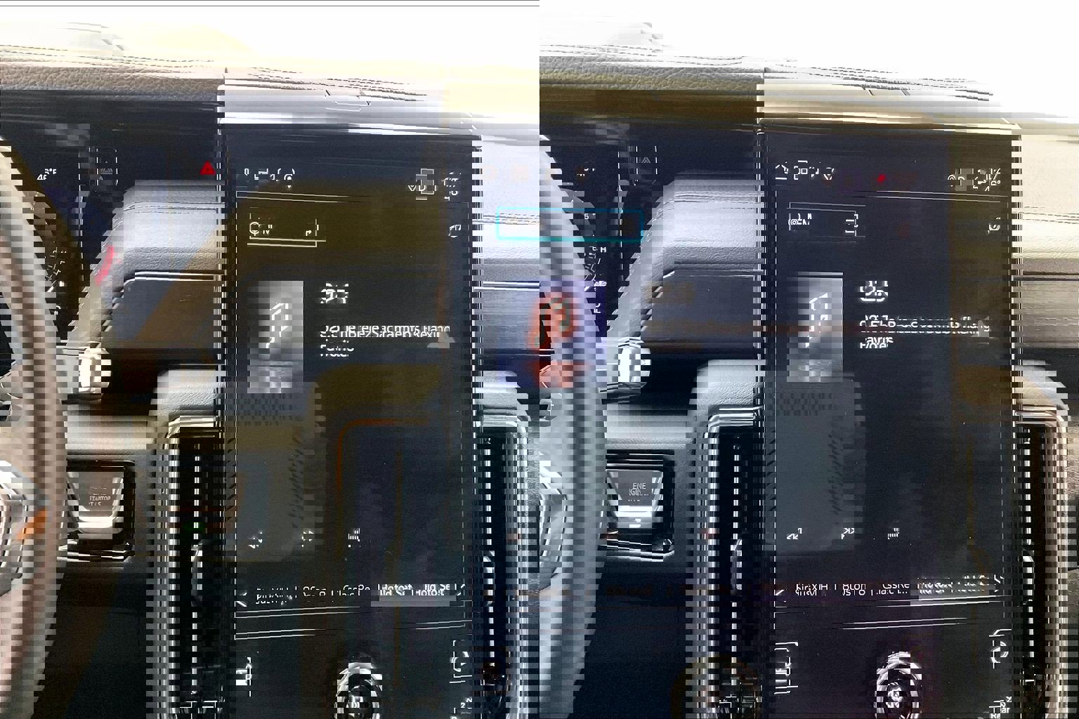 Used 2025 GMC Yukon Denali image 5