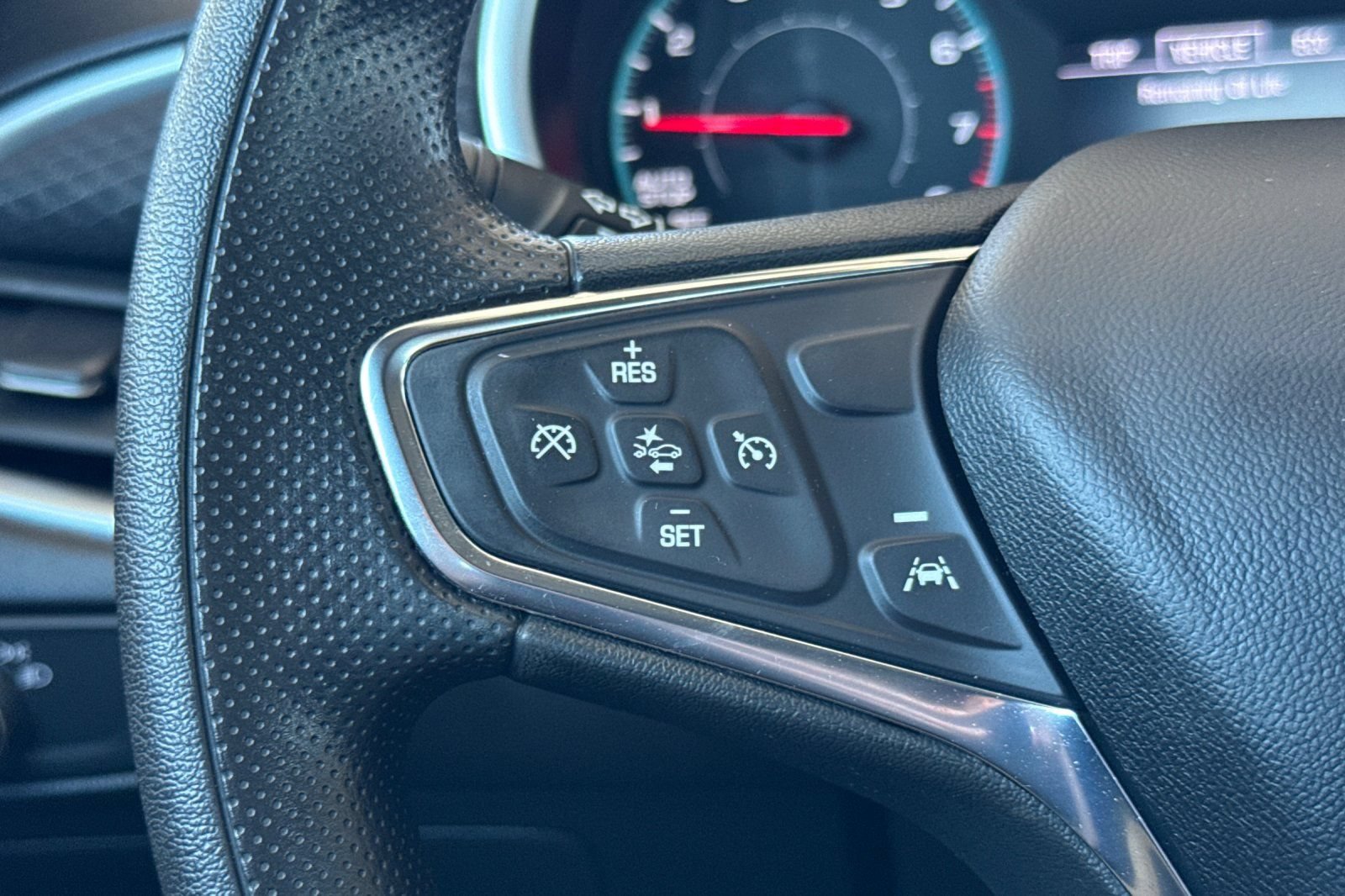 Used 2023 Chevrolet Malibu LT FWD image 34