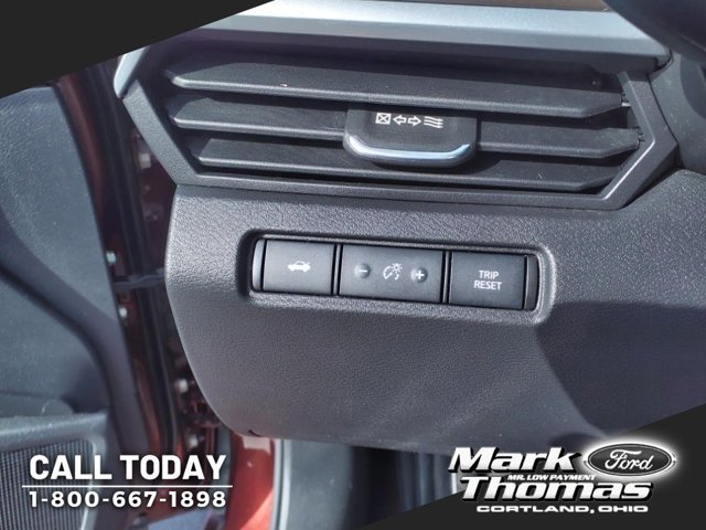 Used 2023 Nissan Altima 2.5 SV AWD/4WD image 12