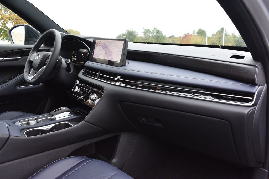 Used 2026 INFINITI QX60 Sport w/ Dark Cargo Package AWD/4WD image 15