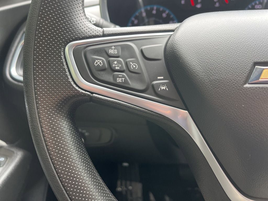 Used 2023 Chevrolet Equinox LS FWD image 27