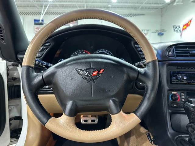 Used 2004 Chevrolet Corvette Convertible w/ Preferred Equipment Group image 31