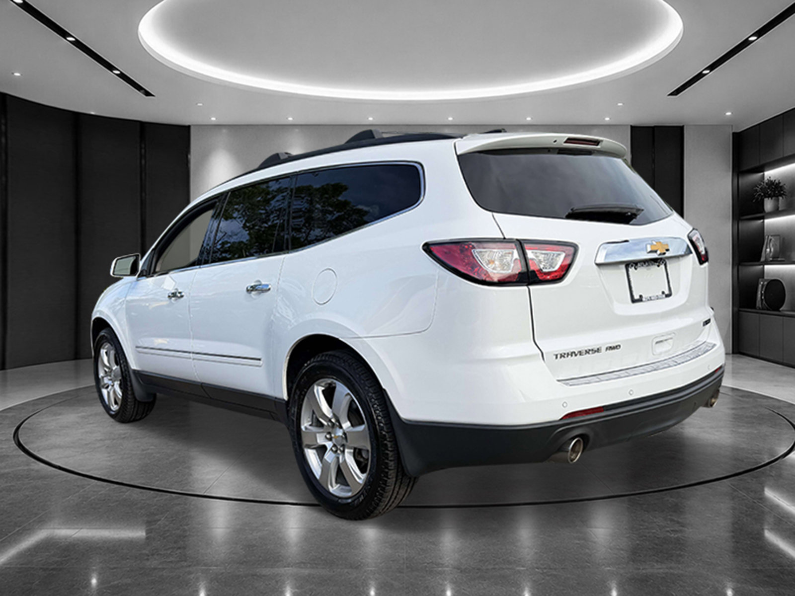 Used 2017 Chevrolet Traverse Premier AWD/4WD image 4