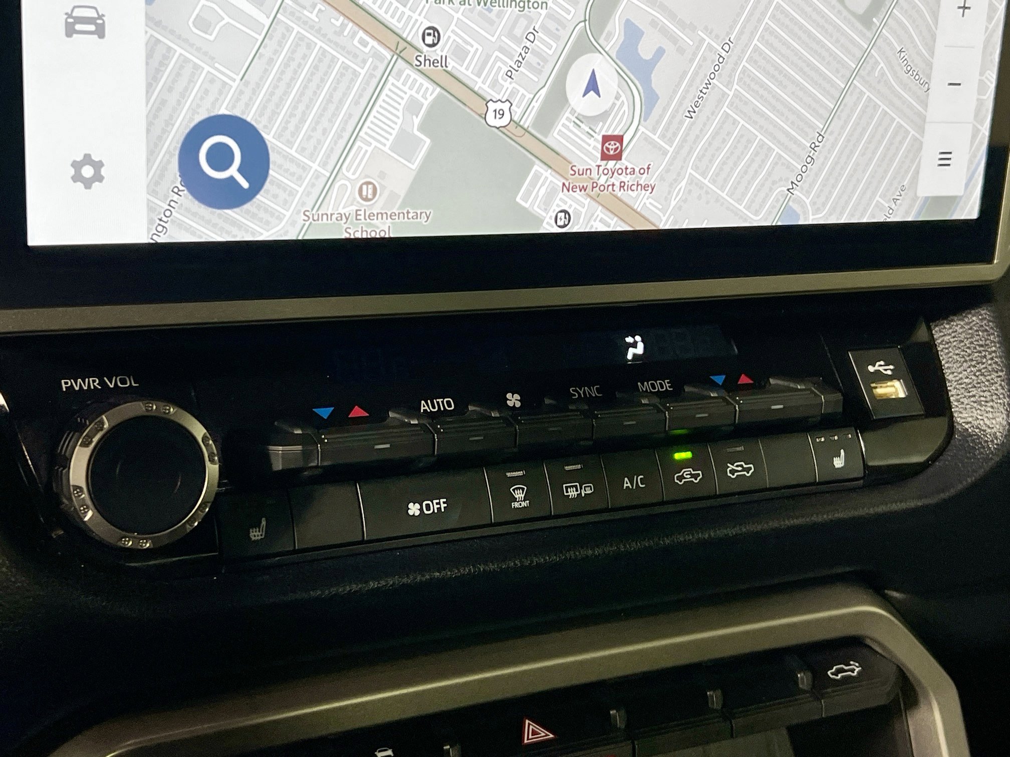 Used 2025 Toyota Tundra SR5 image 27