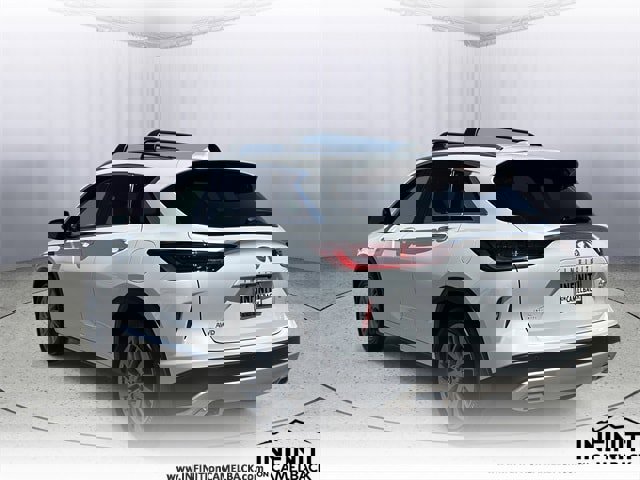 New 2025 INFINITI QX50 Luxe image 3