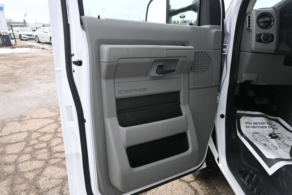 New 2025 Ford E-350 and Econoline 350 Super Duty w/ Power Equipment Group RWD image 17