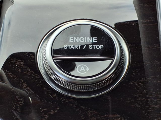 Certified 2025 Mercedes-Benz GLC 300 image 25