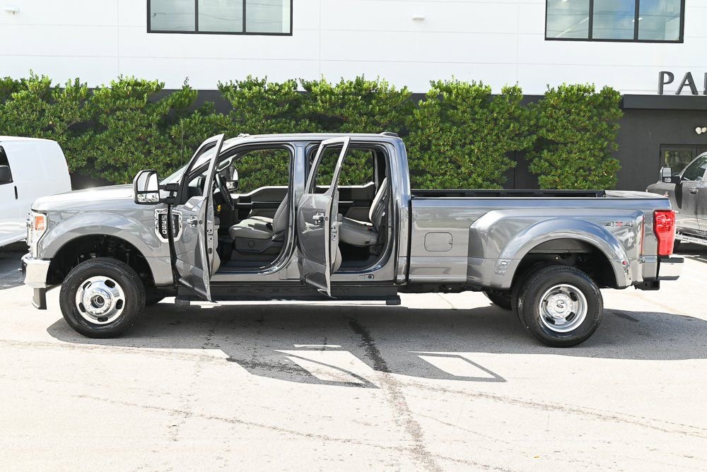 Used 2022 Ford F350 XL w/ STX Appearance Package image 8