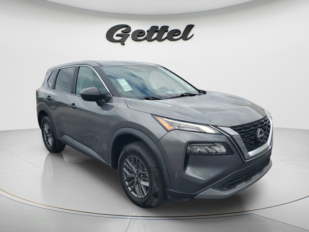 Used 2023 Nissan Rogue S image 3