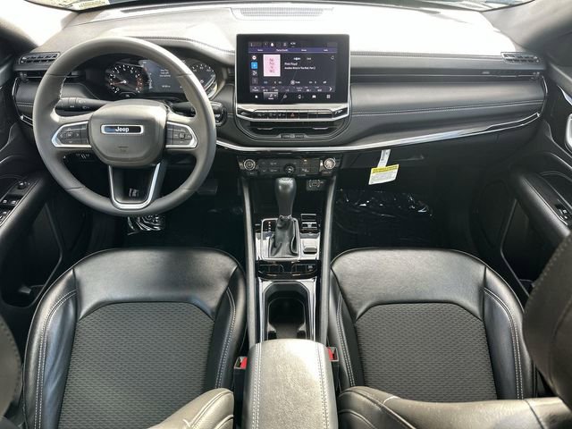 Used 2023 Jeep Compass Altitude image 18
