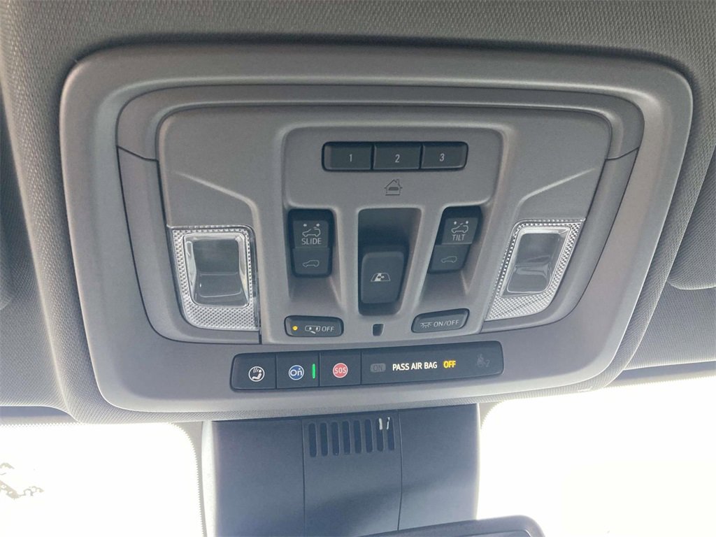 New 2026 GMC Sierra 2500 SLT w/ SLT Convenience Package image 24