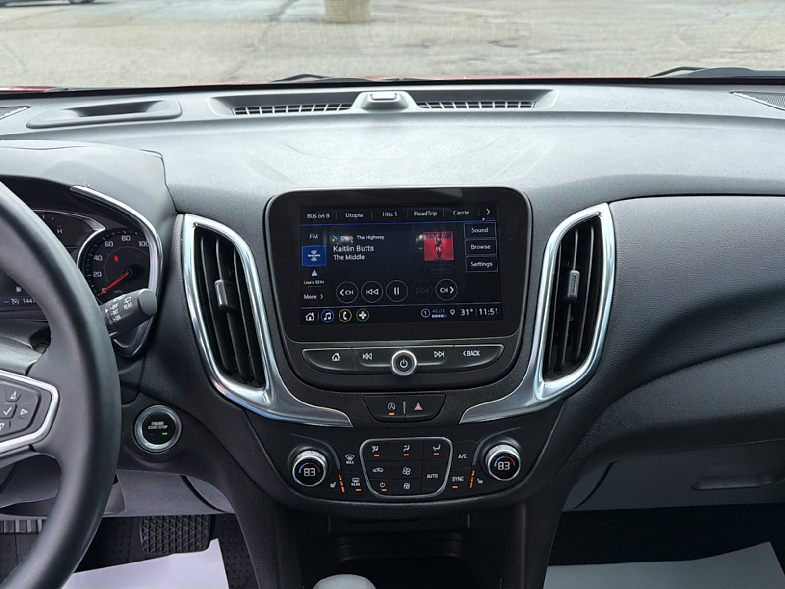 Used 2024 Chevrolet Equinox LT FWD image 11