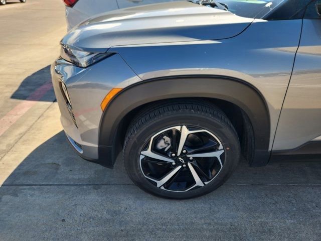 Used 2023 Chevrolet TrailBlazer RS image 13
