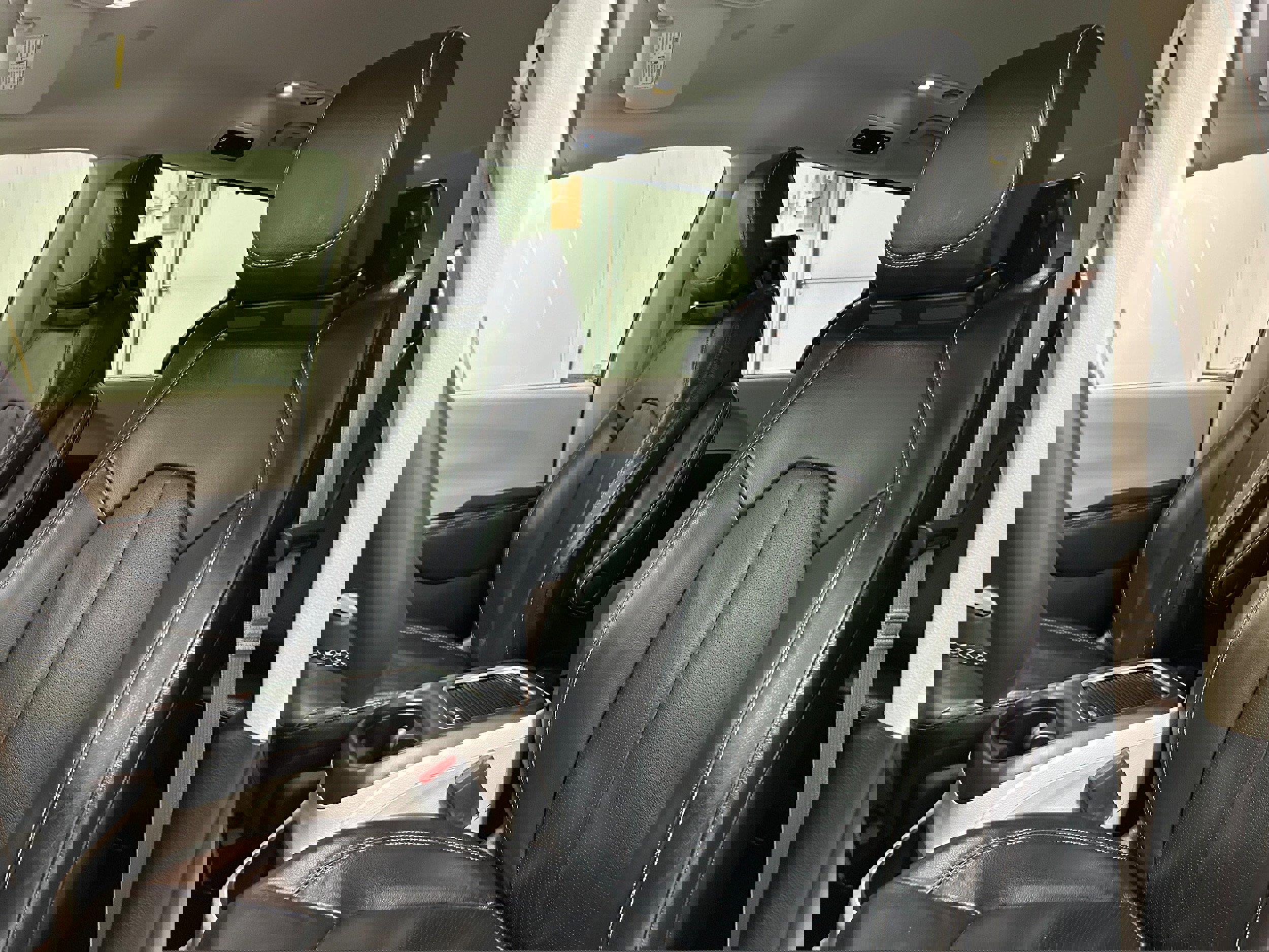 Used 2022 Chrysler Pacifica Touring-L image 24