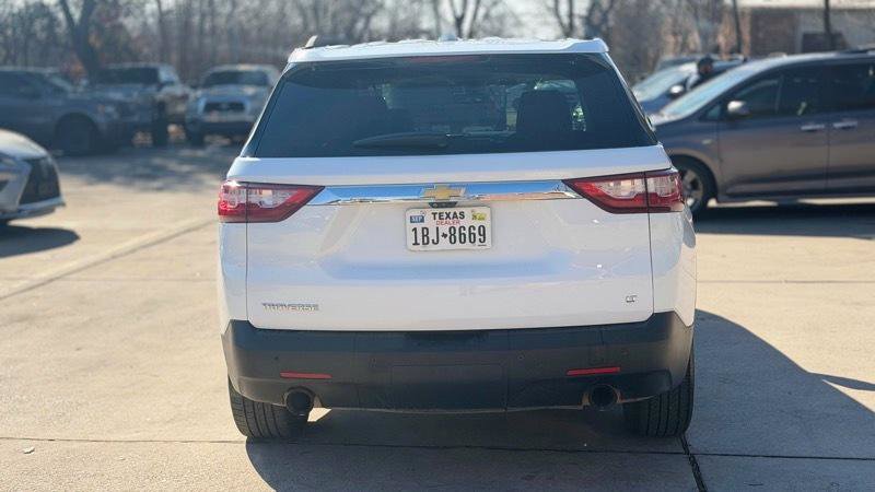 Used 2020 Chevrolet Traverse LT w/ LT Premium Package FWD image 5