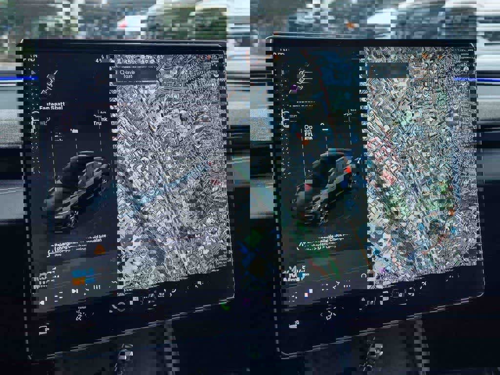 Used 2024 Tesla Model 3 Standard Range image 20