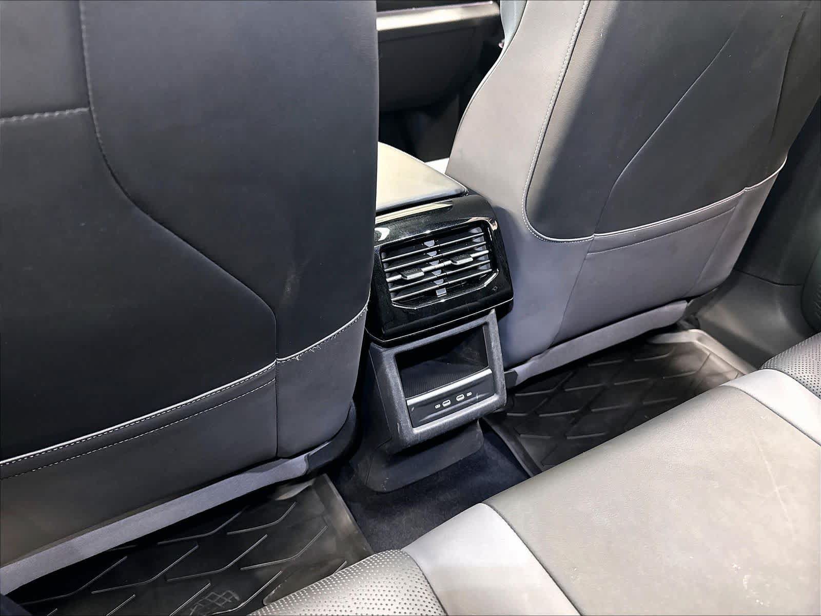 Used 2023 Volkswagen ID.4 S RWD image 13