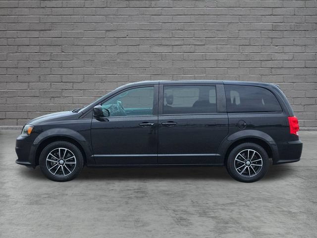 Used 2019 Dodge Grand Caravan SE FWD image 2