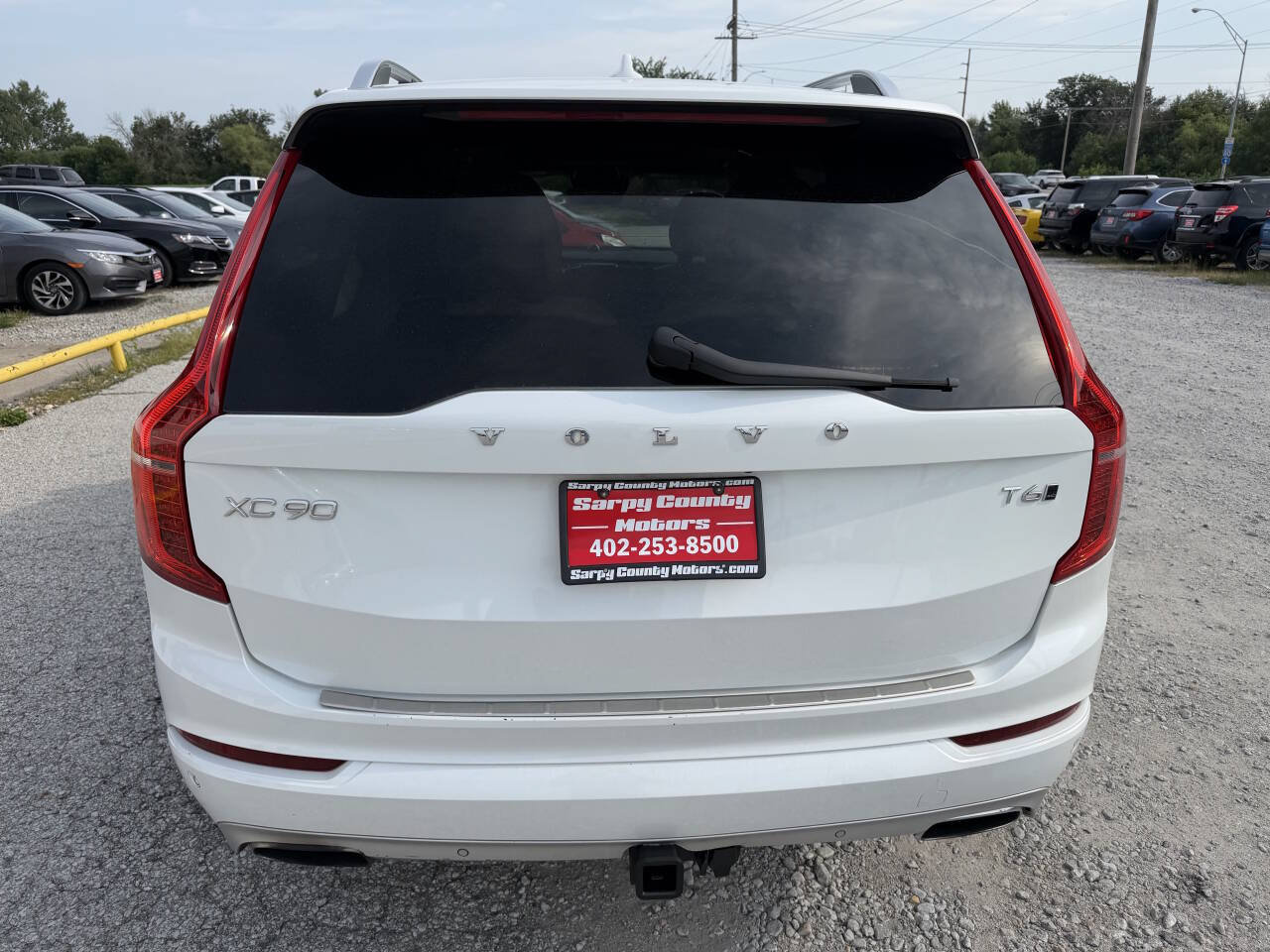 Used 2016 Volvo XC90 T6 Momentum w/ Momentum Plus Package AWD/4WD image 4