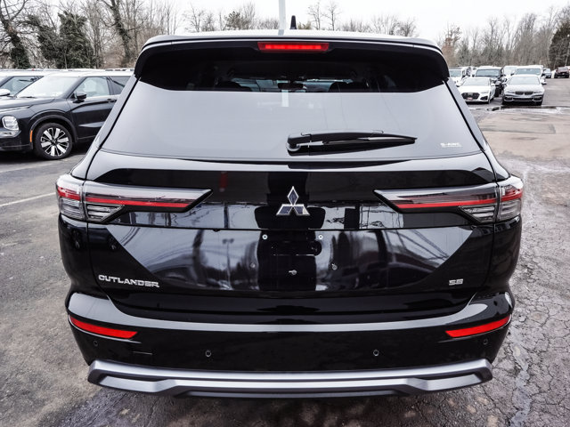 New 2026 Mitsubishi Outlander SE AWD/4WD image 5
