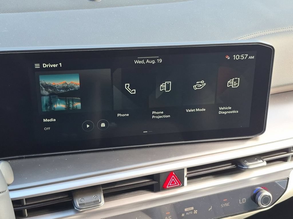 New 2026 Kia Sorento S w/ S Panoramic Sunroof Package FWD image 14