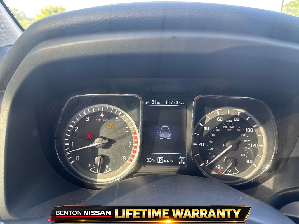 Used 2018 Nissan Titan SV AWD/4WD image 15