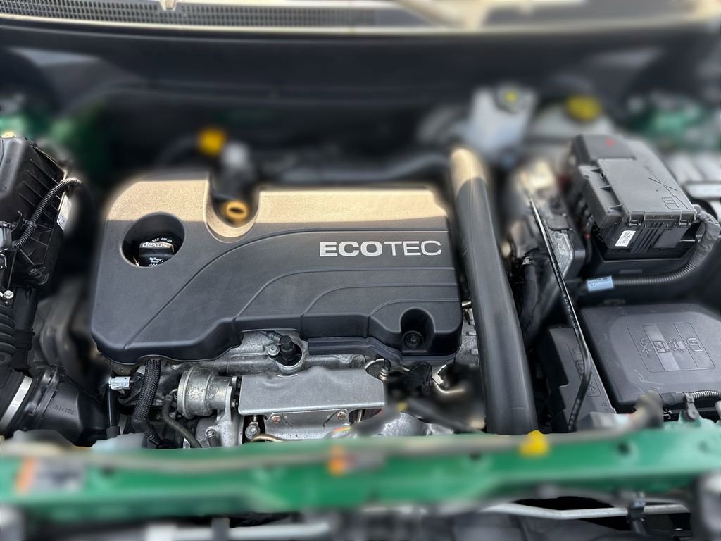 Used 2019 Chevrolet Equinox LS image 17