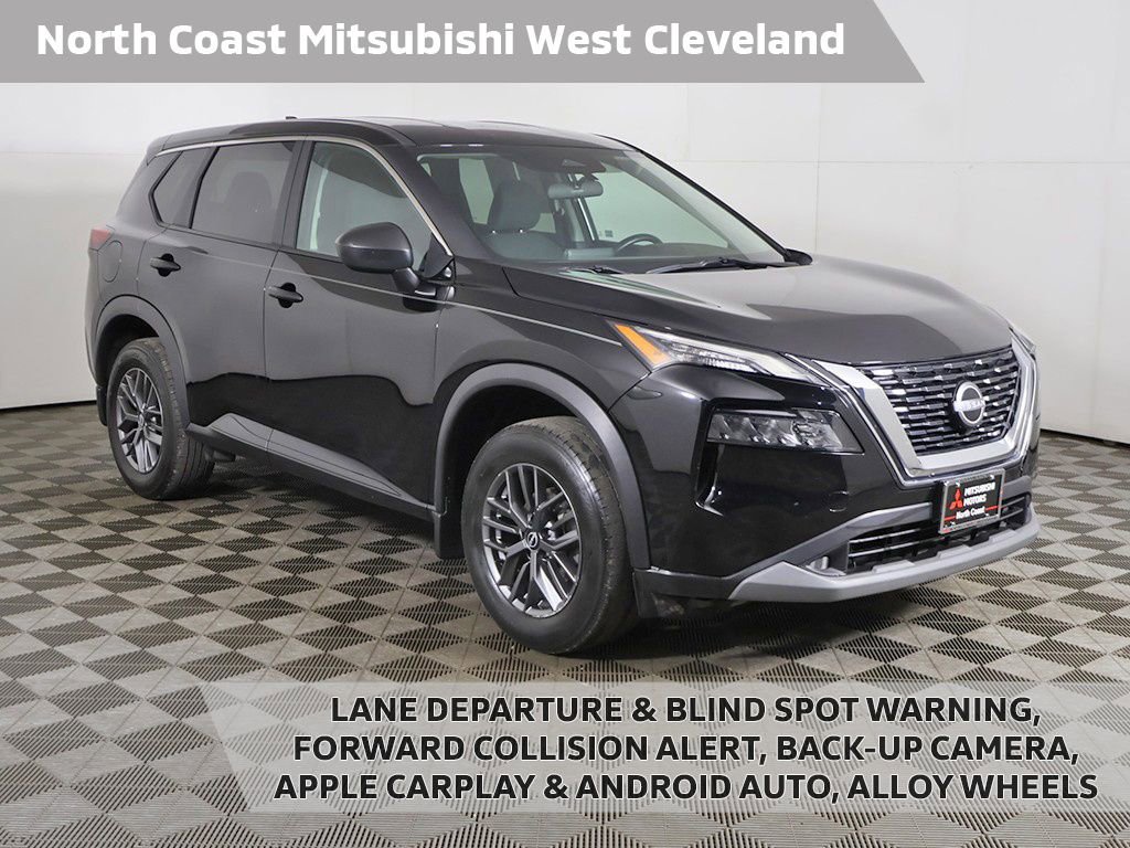 Used 2023 Nissan Rogue S AWD/4WD image 1