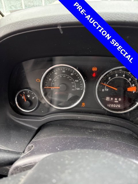 Used 2016 Jeep Compass Latitude image 2