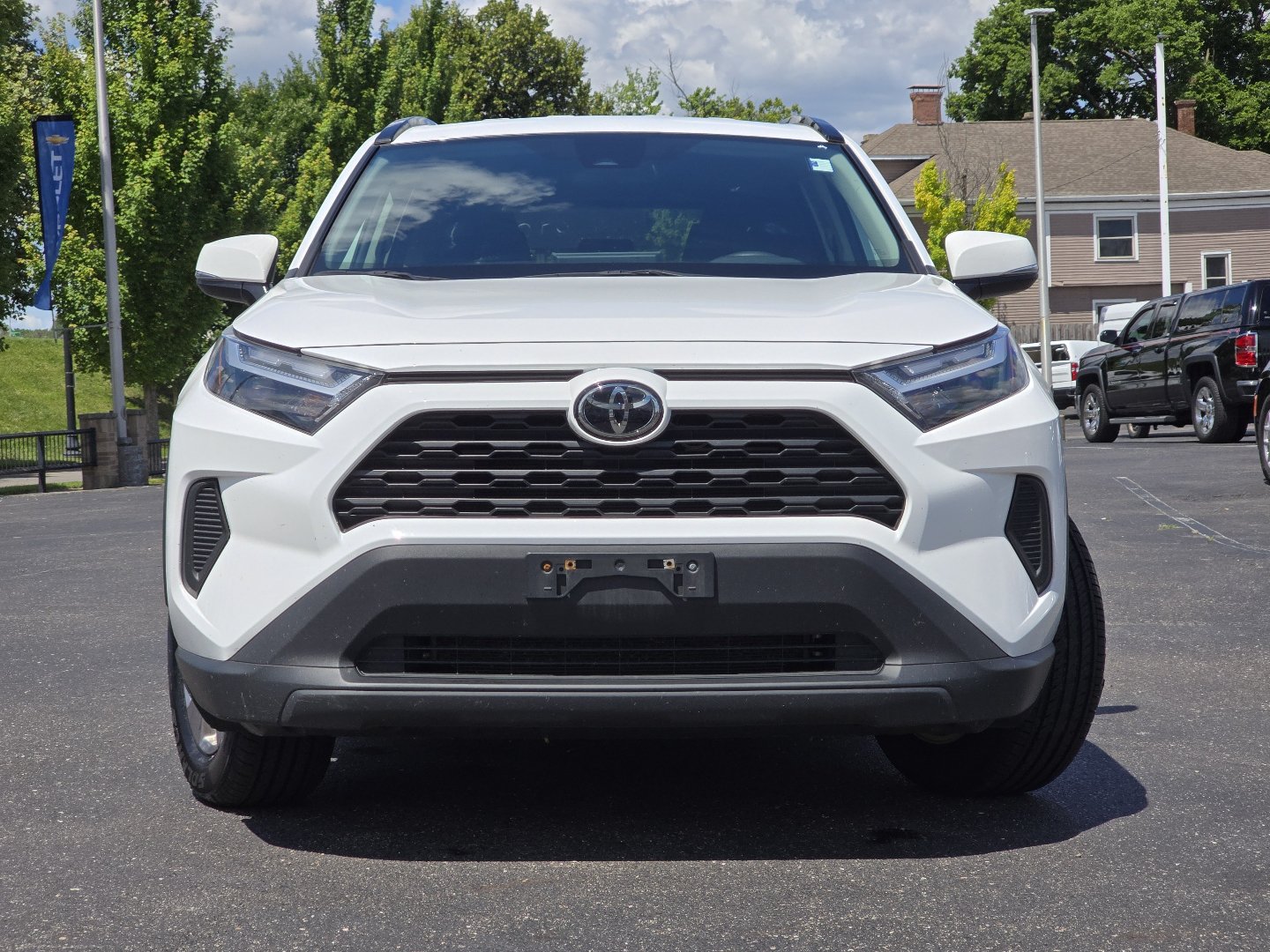 Used 2024 Toyota RAV4 XLE FWD image 15