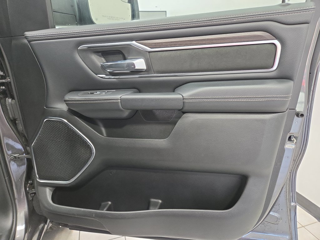 Used 2026 RAM 1500 Laramie AWD/4WD image 22