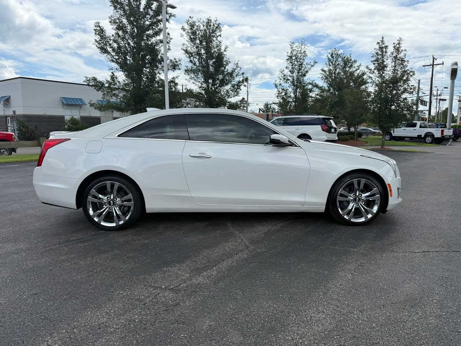 Used 2017 Cadillac ATS Luxury w/ Safety and Security Package AWD/4WD image 5
