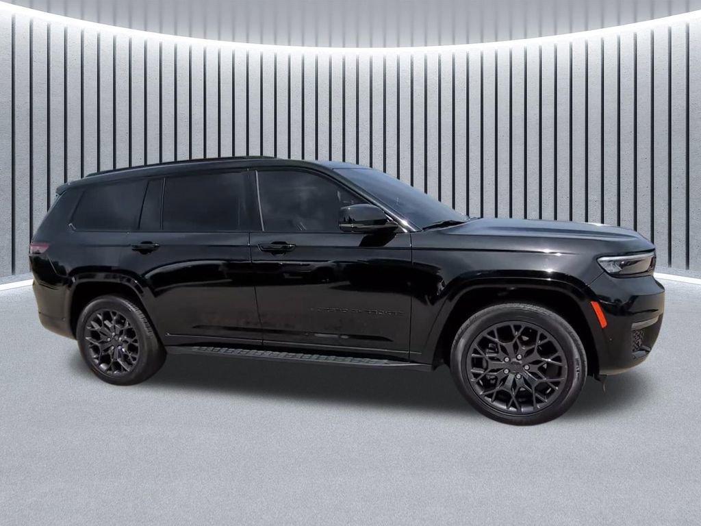 Used 2024 Jeep Grand Cherokee L Summit AWD/4WD image 13