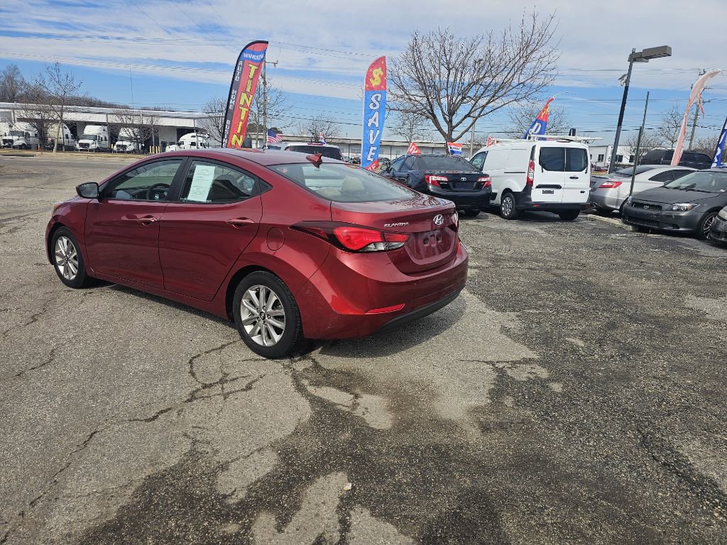 Used 2016 Hyundai Elantra SE w/ Option Group 02 image 6