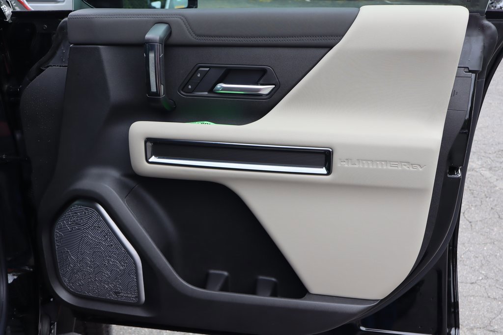 New 2026 GMC Hummer EV SUV w/ LPO, Dark Essentials Package image 28