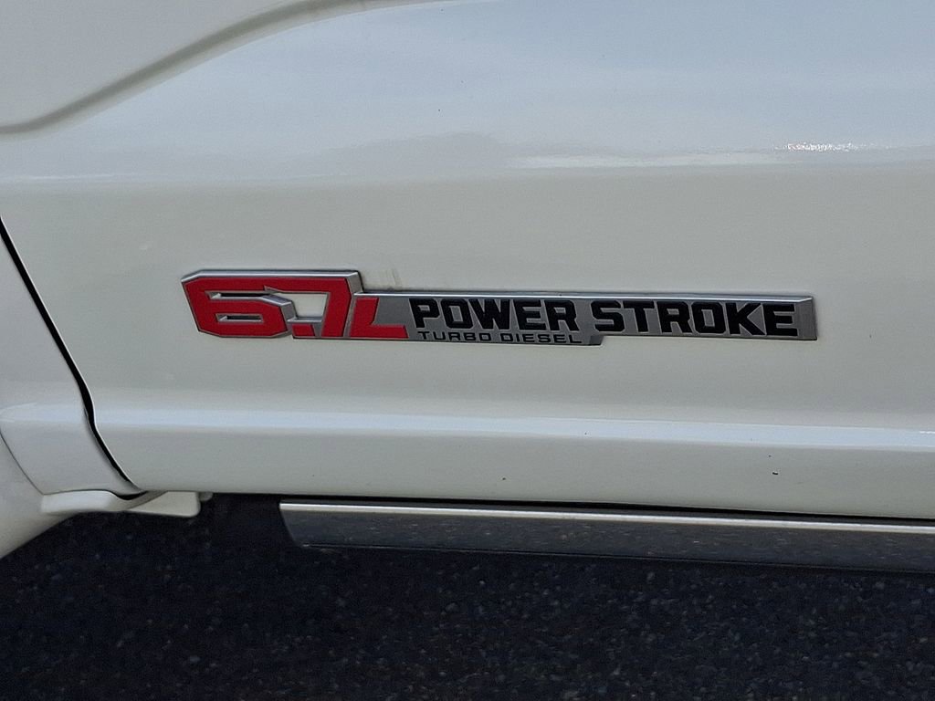 Used 2025 Ford F450 Platinum w/ FX4 Off-Road Package image 33