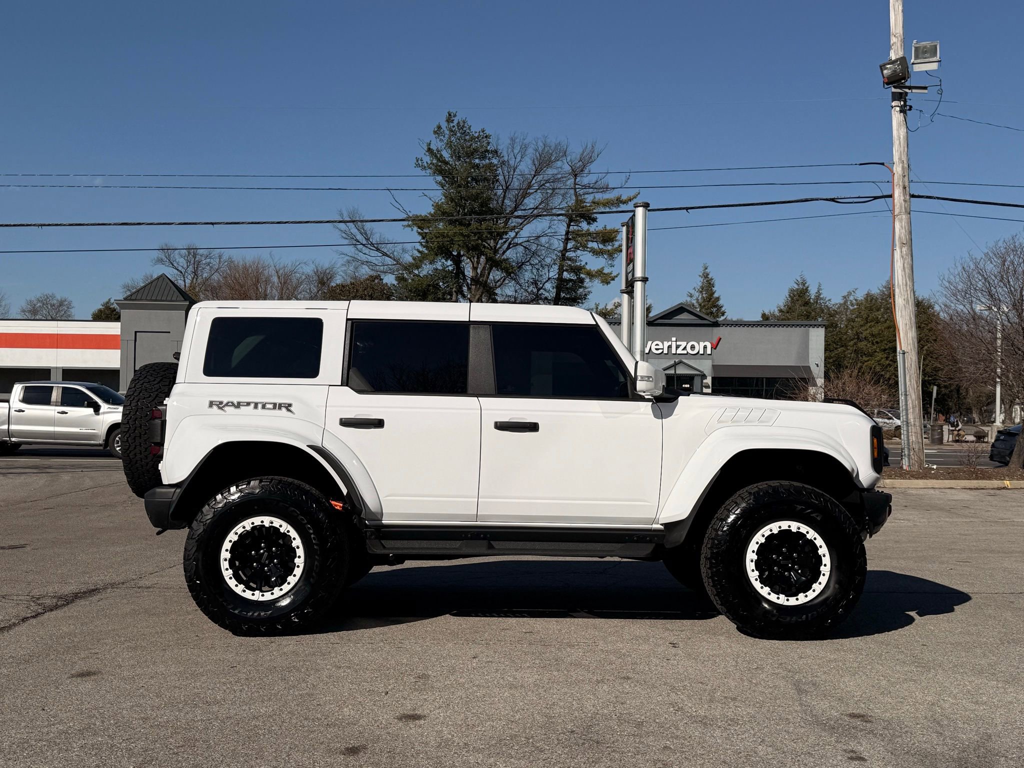 Used 2024 Ford Bronco Raptor image 12