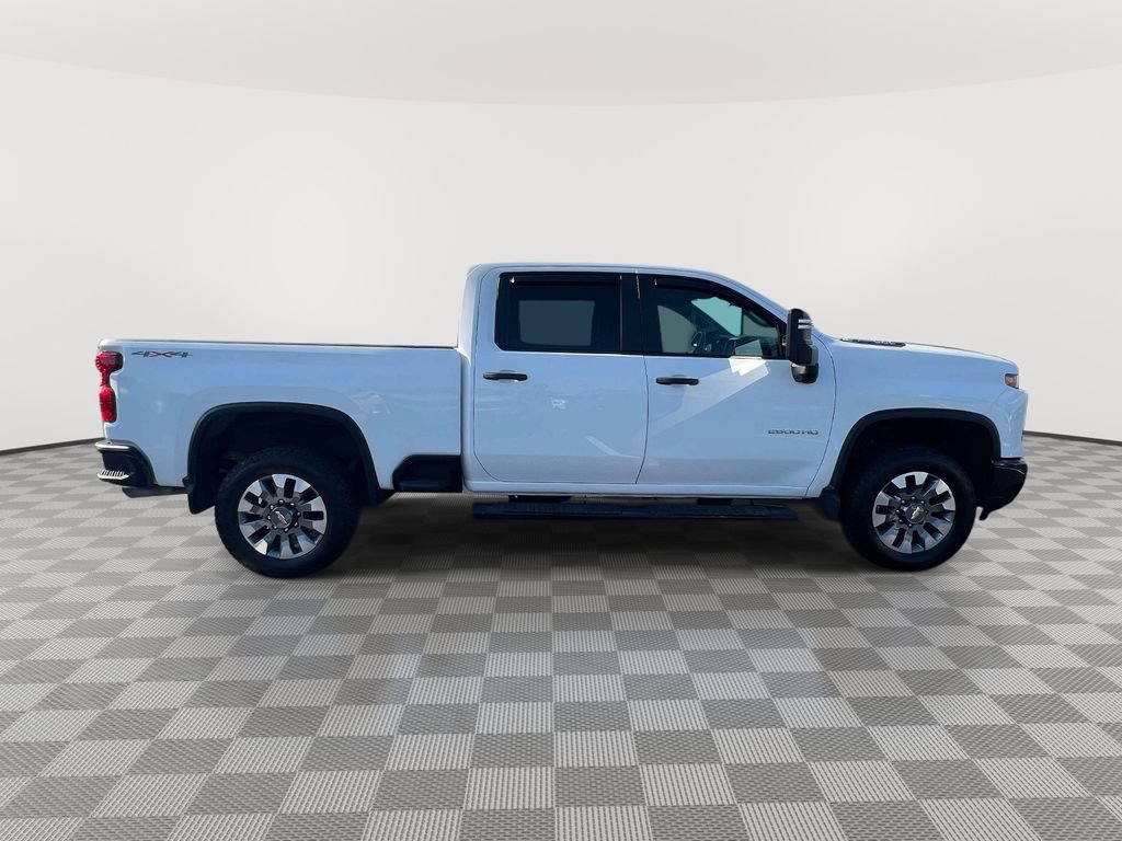 Used 2025 Chevrolet Silverado 2500 Custom w/ Custom Value Package AWD/4WD image 4