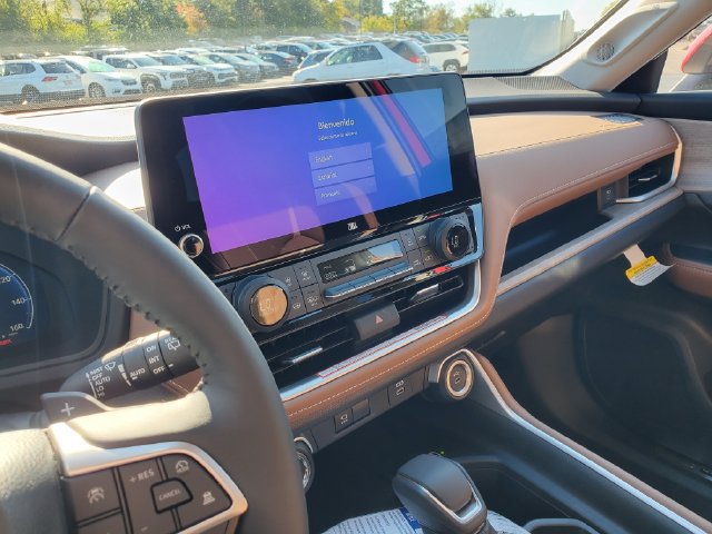 New 2026 Toyota Grand Highlander AWD image 27