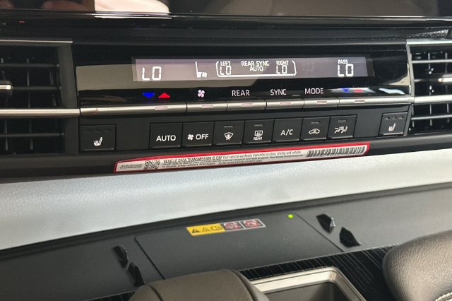 Certified 2026 Toyota Sienna XSE AWD/4WD image 27