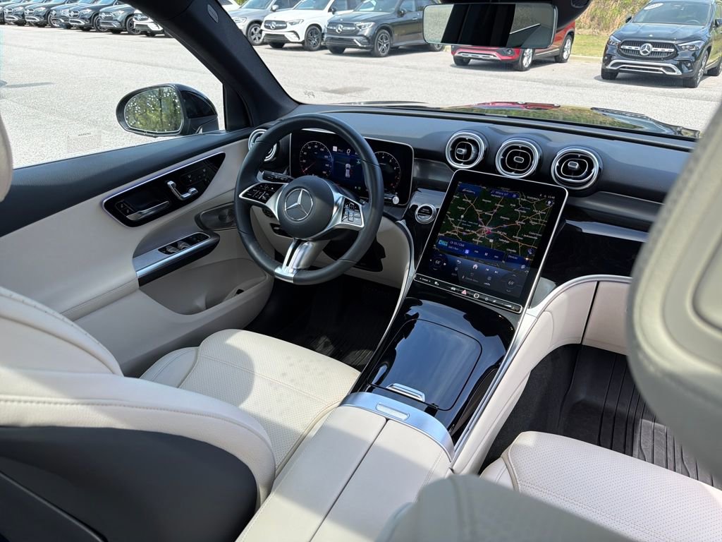 Used 2026 Mercedes-Benz GLC 300 image 34