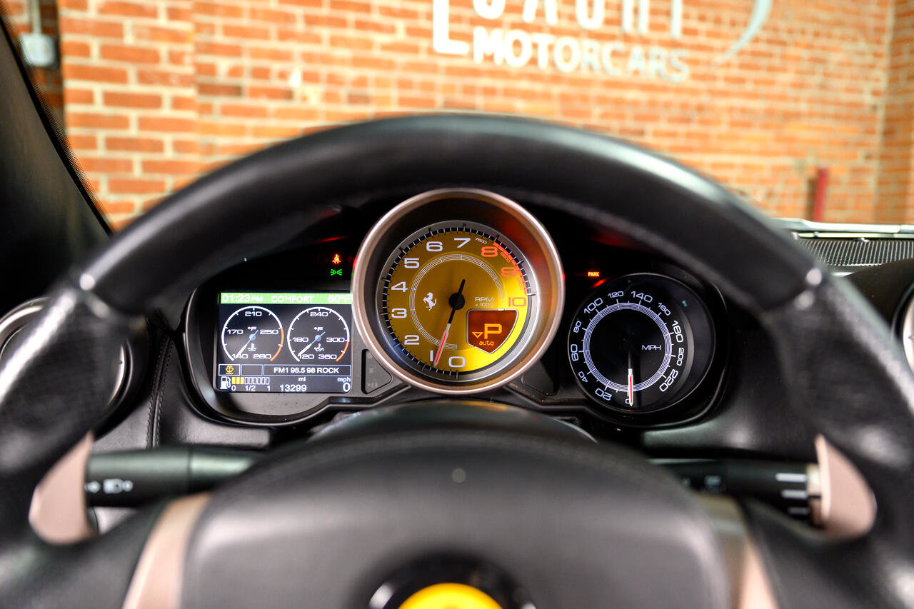 Used 2014 Ferrari California image 46