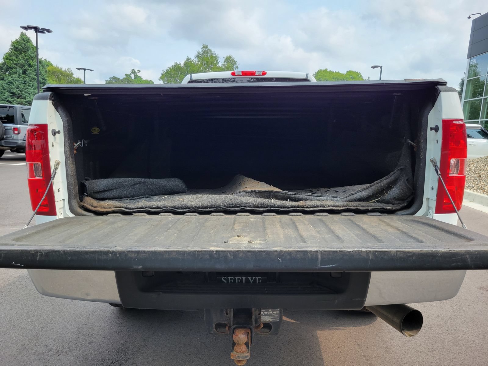 Used 2013 GMC Sierra 3500 SLE w/ SLE Preferred Package AWD/4WD image 30