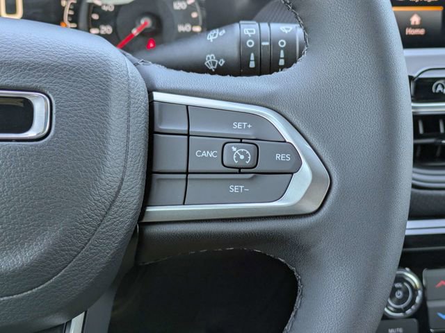 New 2026 Jeep Compass Latitude image 25