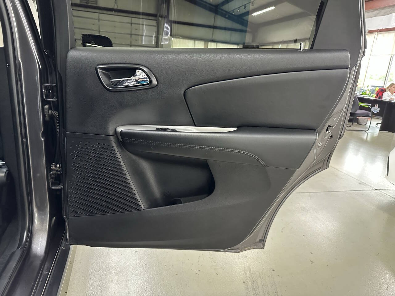 Used 2019 Dodge Journey SE w/ Premium Group FWD image 16