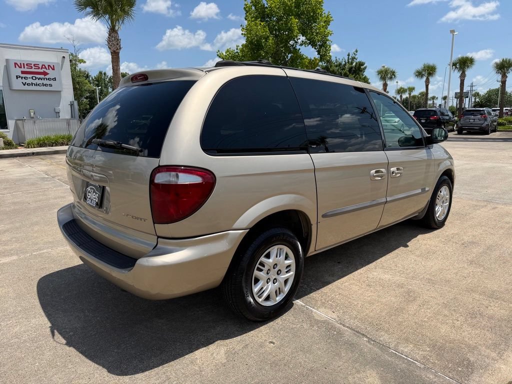 Used 2002 Dodge Caravan Sport FWD image 5